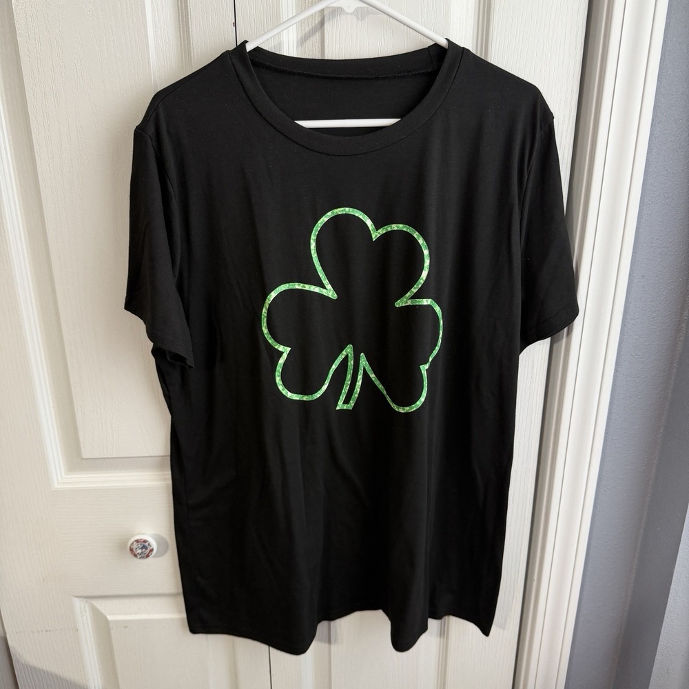 Black Short Sleeve Green Shamrock St Patrick's Day Shirt Women's Size XXL